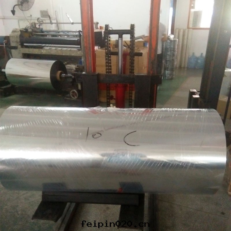 PET聚酯薄膜的(de)产品特(tè)性(xìng)詳解